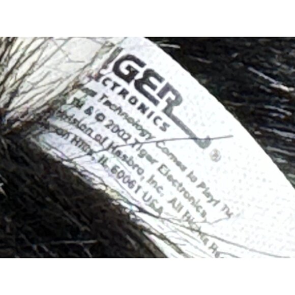 FURREAL FRIENDS Black White Cat 2002 Purrs Meows Moves Head Tiger Electronics - Picture 6 of 7